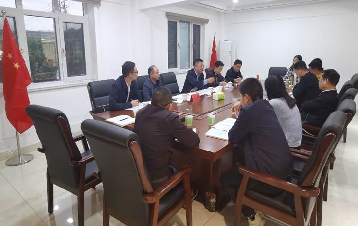 华亿手机平台总裁刘志刚带队赴益沅华亿手机平台开展调研